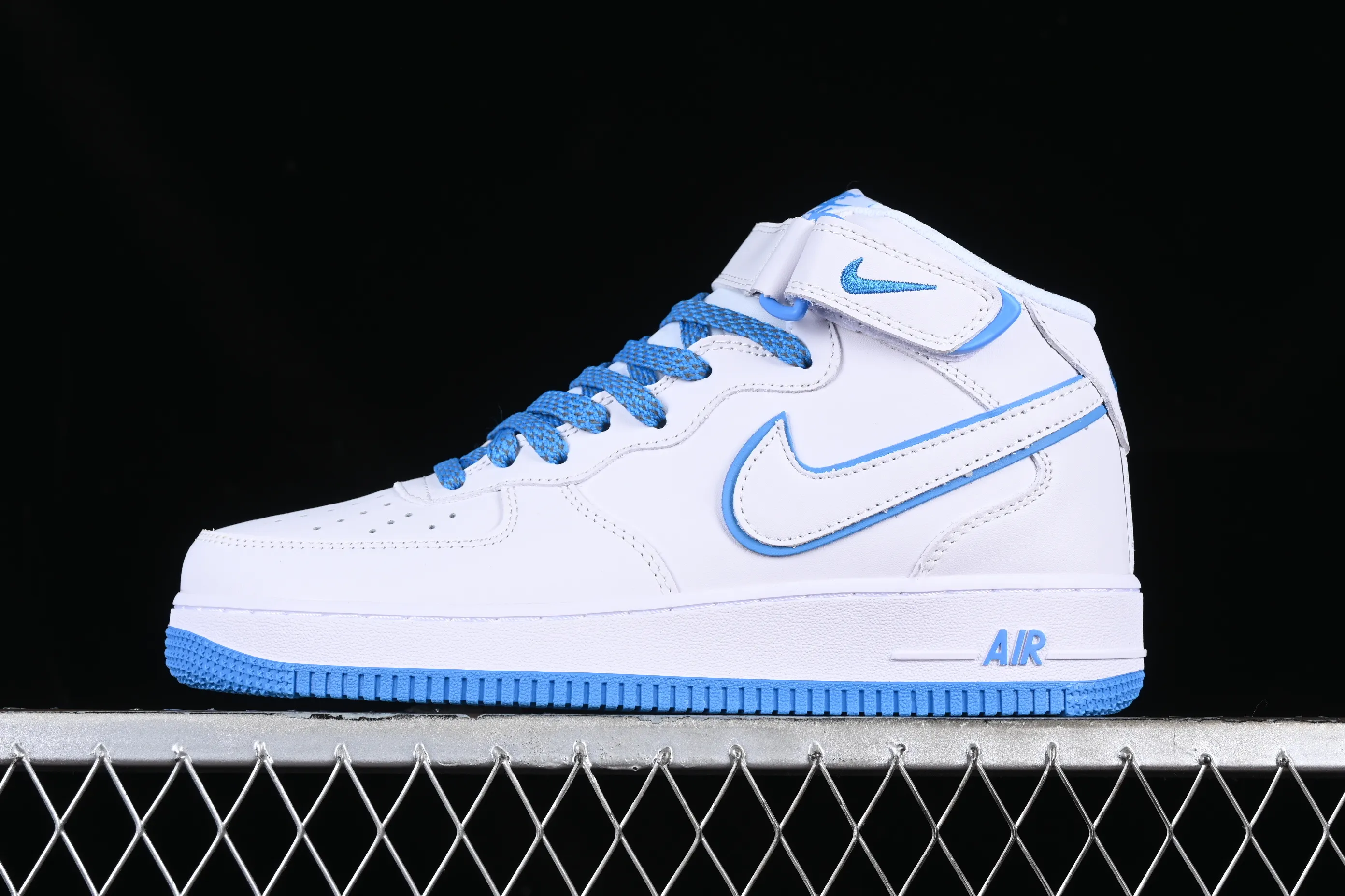 All categories Nk Air Force 1 Air Force series Nk Air Force 1 Mid Air Force mid-top Nk Air Force 1'07 Mid Mi Bailan full of stars Mid-top Air Force One casual sneakers WP5623-831